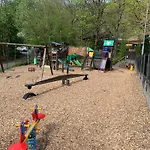Heerlijk In Bos Bij בקתה