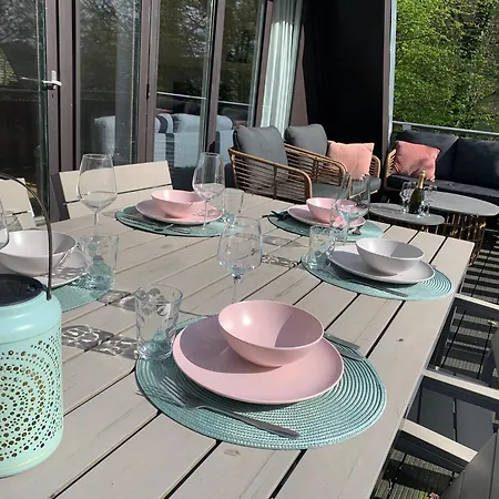 Heerlijk In Bos Bij دربي